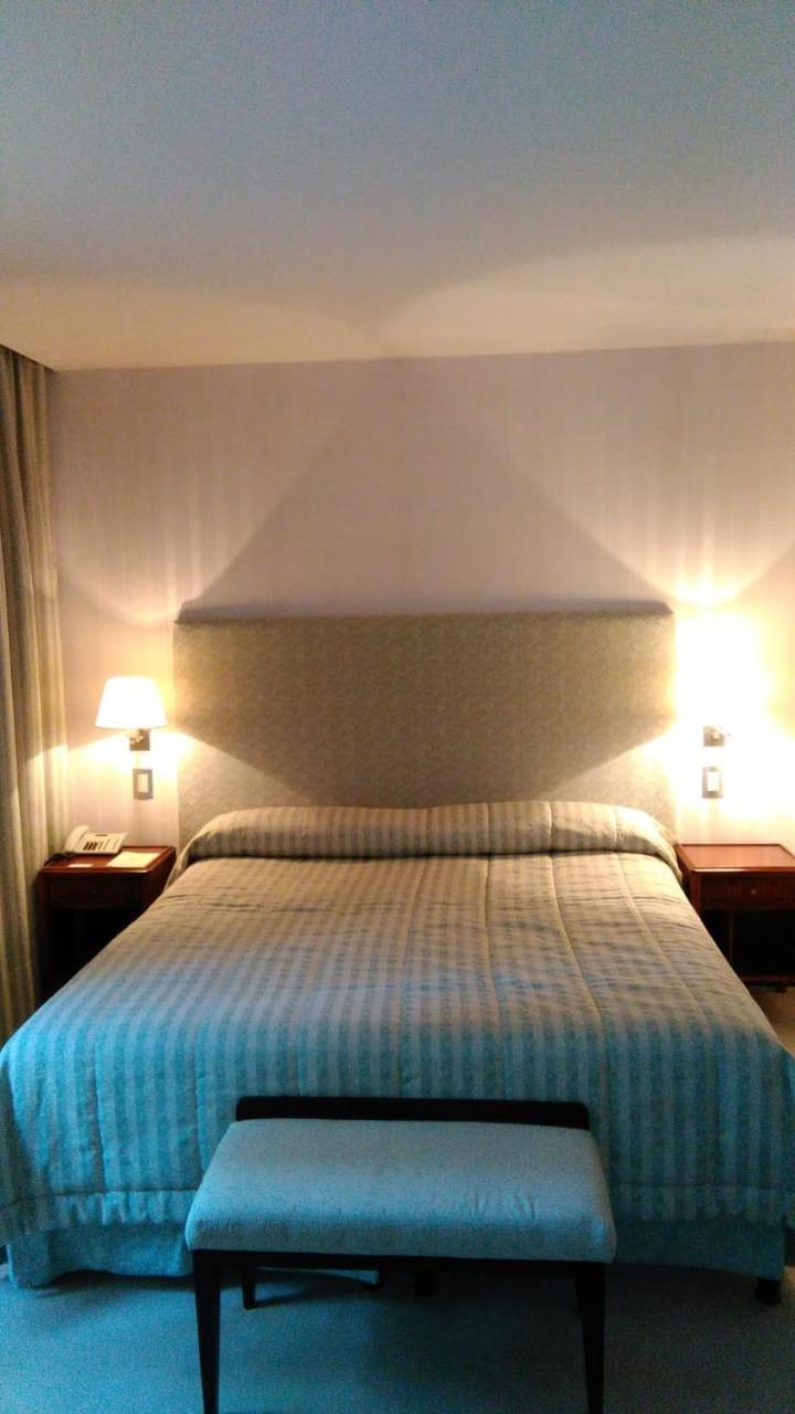 Hermitage Hotel Mar del Plata Exterior photo A bedroom