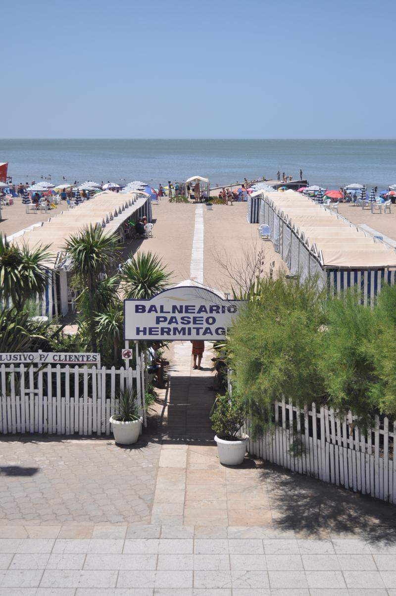 Hermitage Hotel Mar del Plata Exterior photo Paseo de Hermita Beach